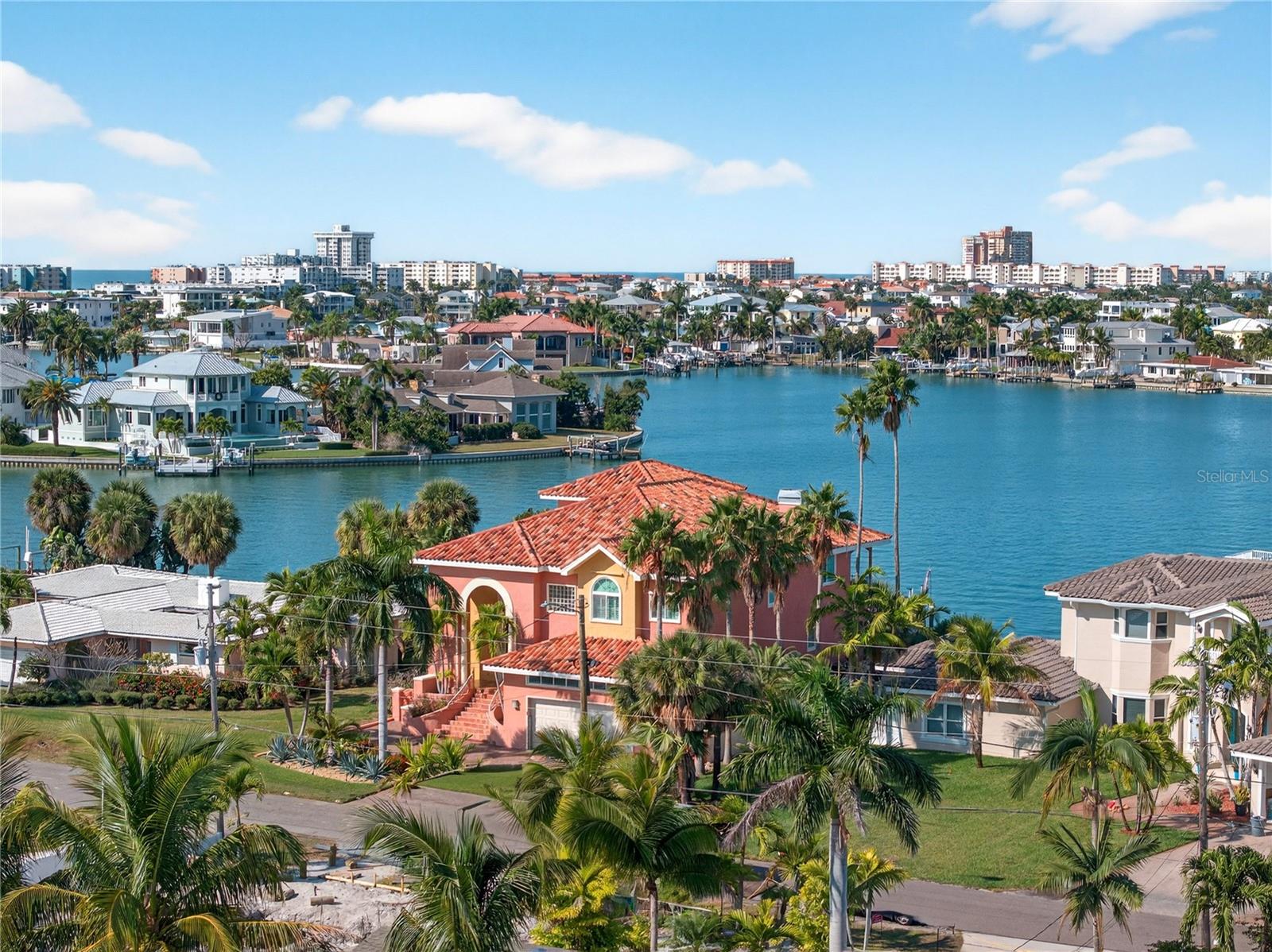 REDINGTON BEACH HOMES 5TH ADD - Residential