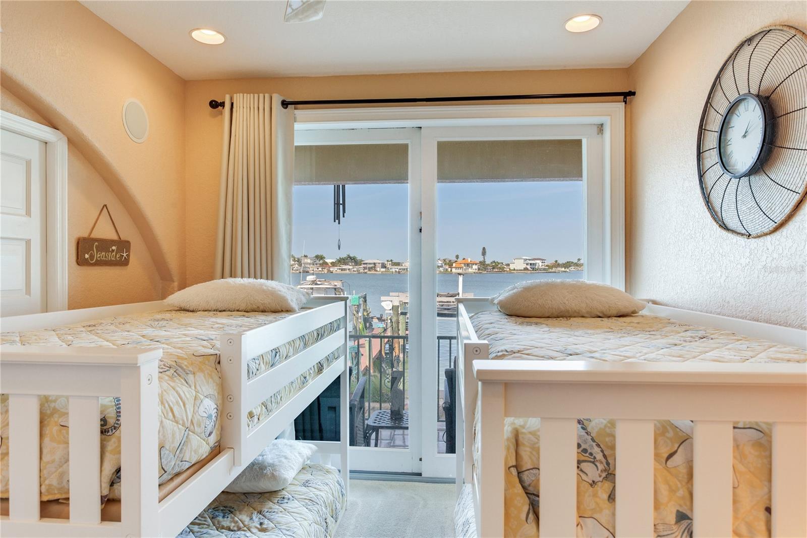 REDINGTON BEACH HOMES 5TH ADD - Residential