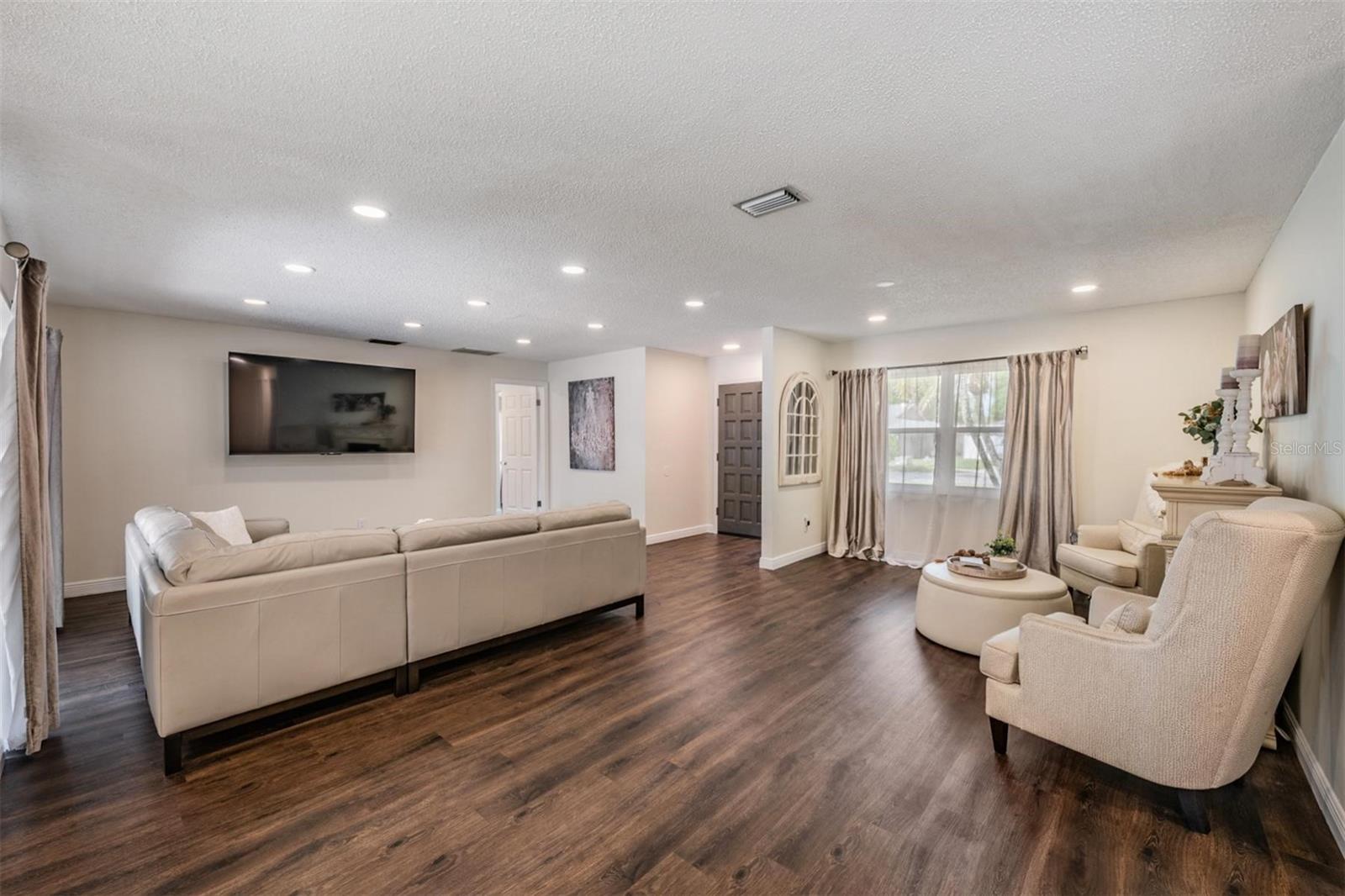 FAIRWAY FOREST - Residential