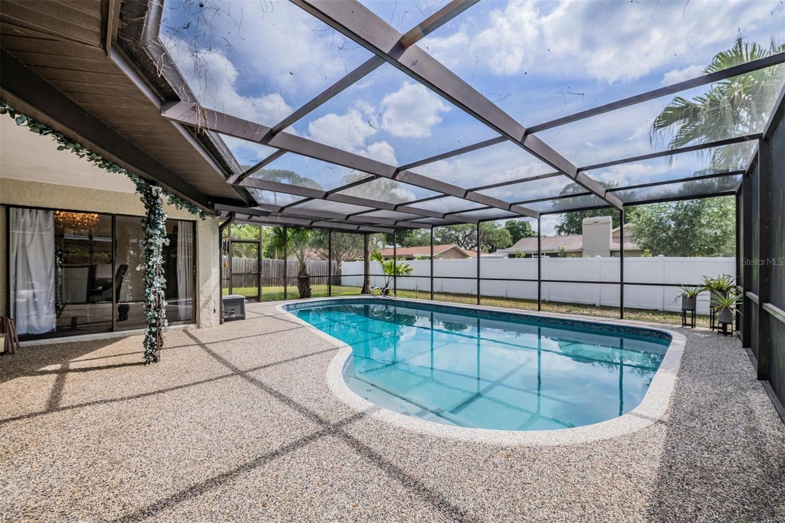 FAIRWAY FOREST - Residential