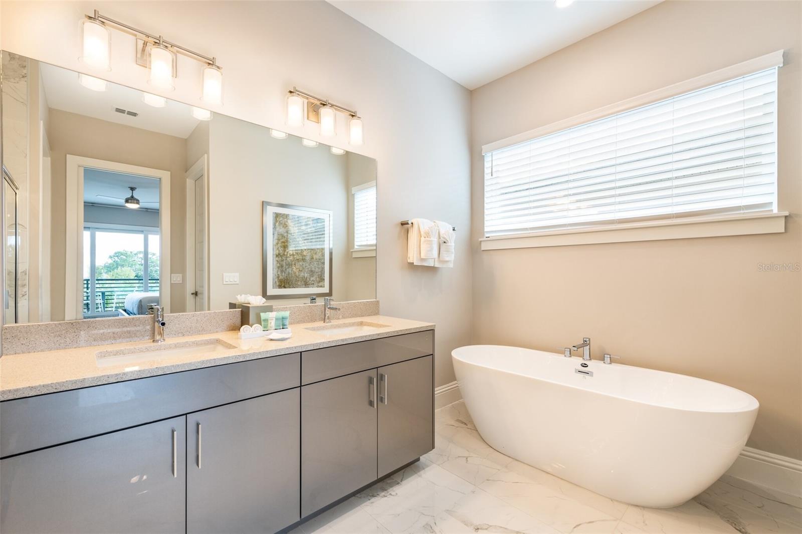 REUNION WEST FAIRWAYS 17 18 - Residential