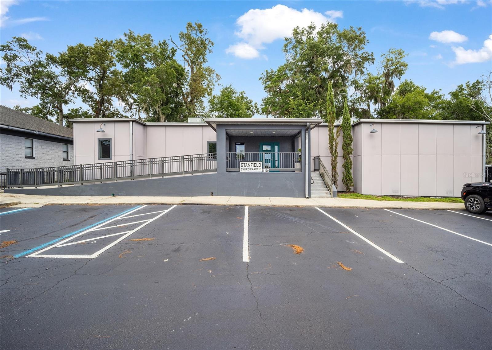 TEALBROOKE PROFESSIONAL PARK - Commercial Sale