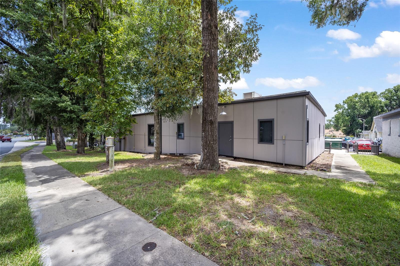 TEALBROOKE PROFESSIONAL PARK - Commercial Sale