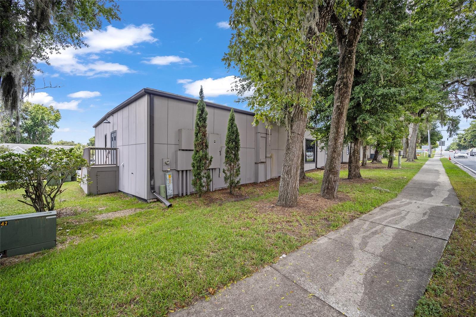 TEALBROOKE PROFESSIONAL PARK - Commercial Sale