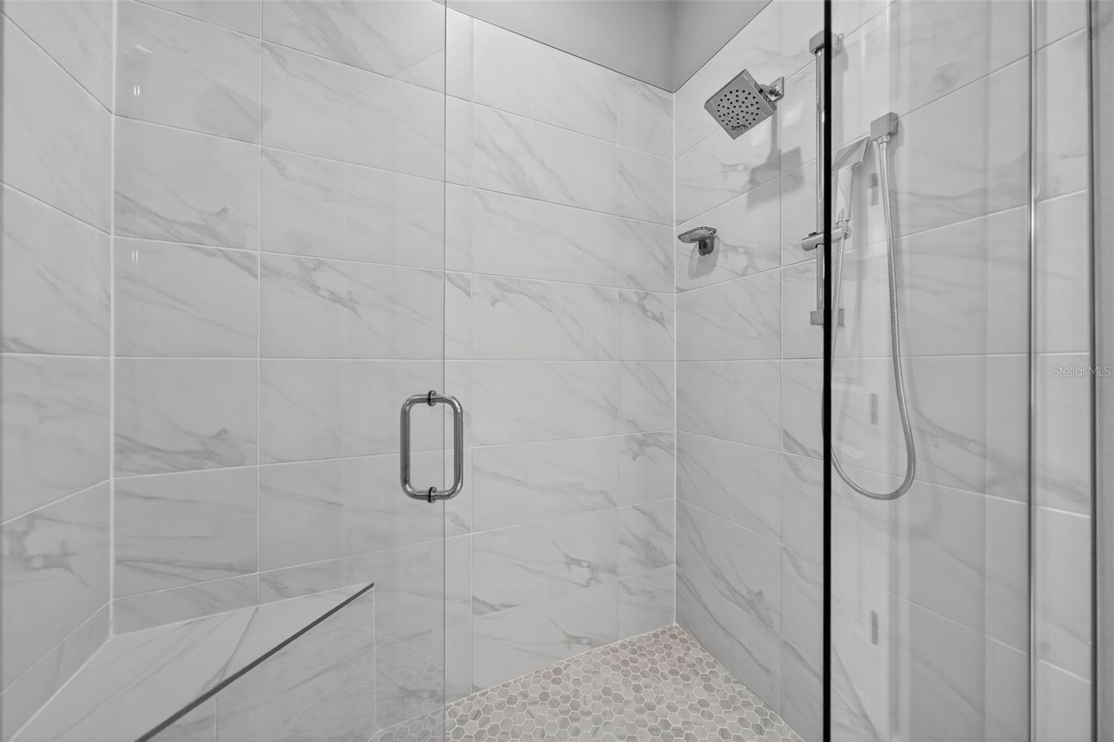 AZARIO ESPLANADE PH IV - Residential