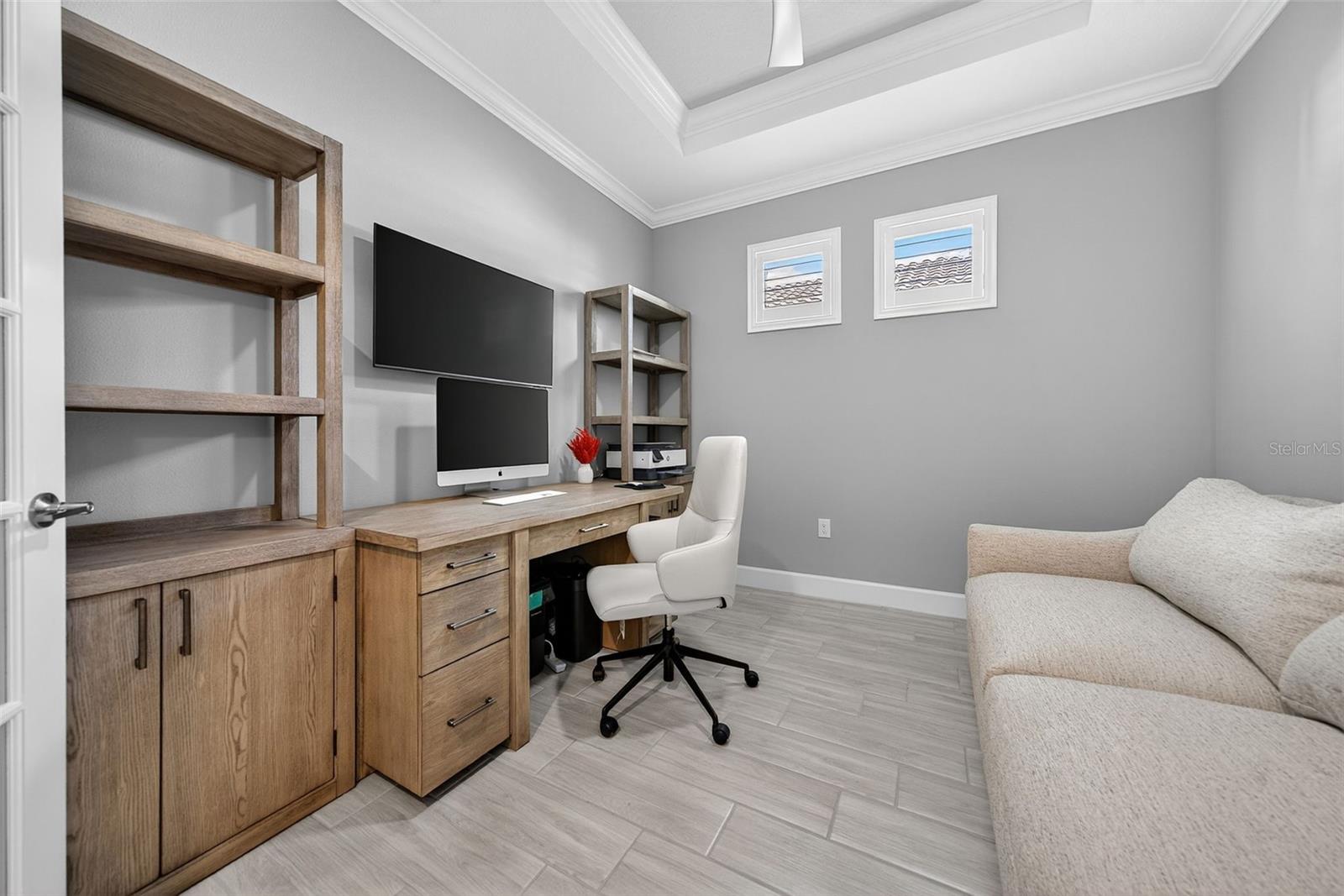 AZARIO ESPLANADE PH IV - Residential