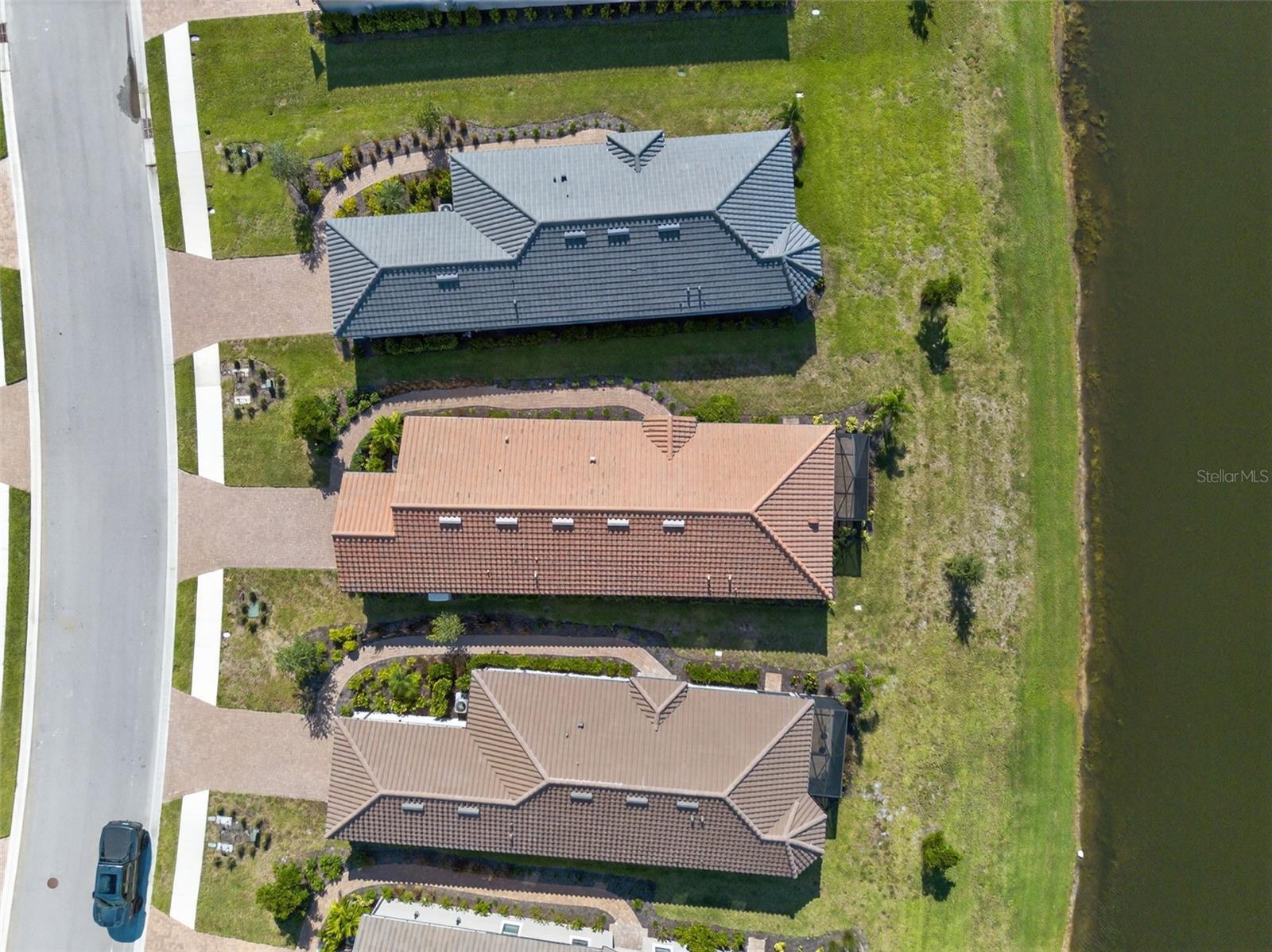 AZARIO ESPLANADE PH IV - Residential