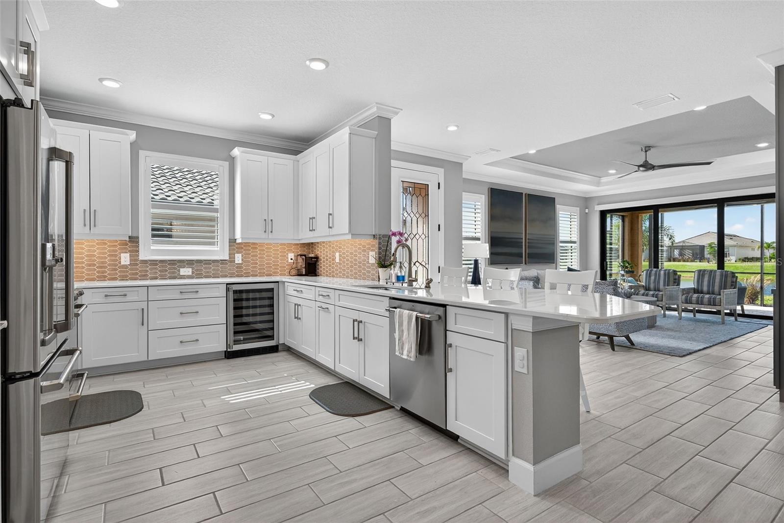 AZARIO ESPLANADE PH IV - Residential