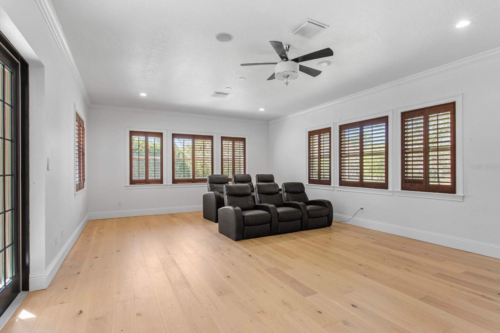 NORTHBRIDGE AT LAKE PRETTY - Residential