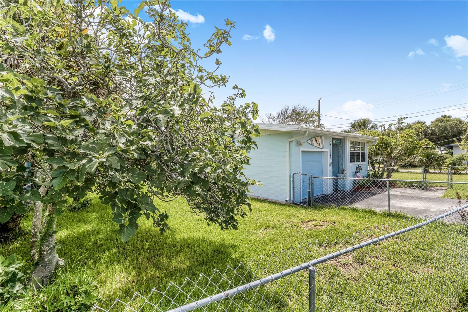 1420 N GRANDVIEW AVENUE