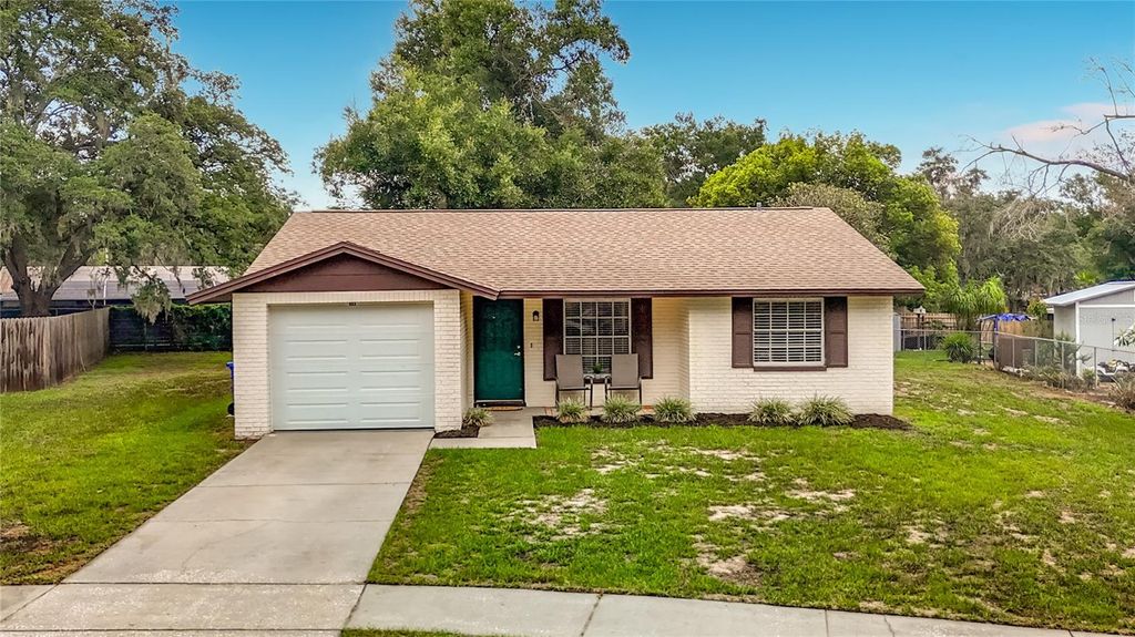 Photo of 903 Carrie Cove, Valrico, FL 33594 (MLS # TB8518631)