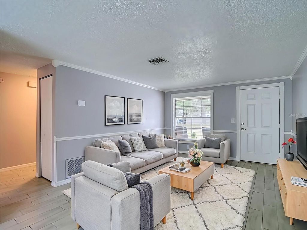 Photo of 903 Carrie Cove, Valrico, FL 33594 (MLS # TB8518631)