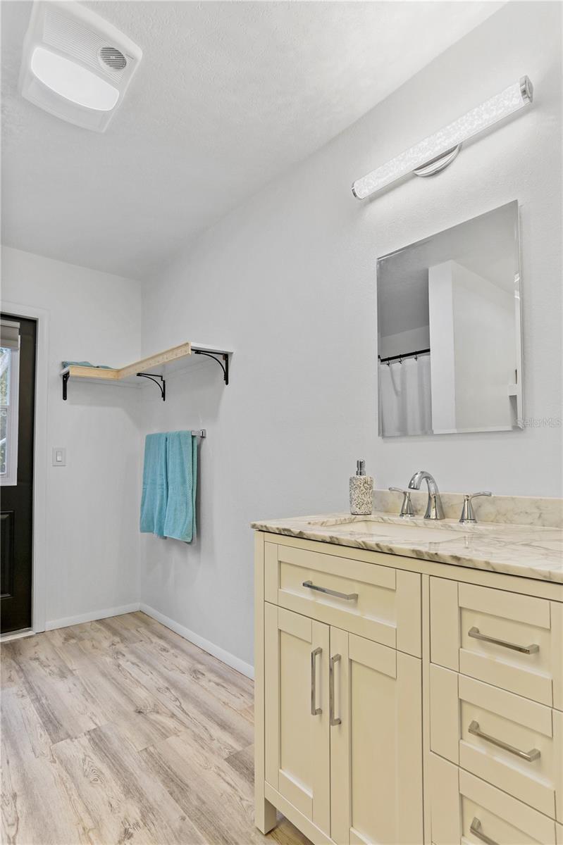 TUSTENUGGEE OAKS - Residential