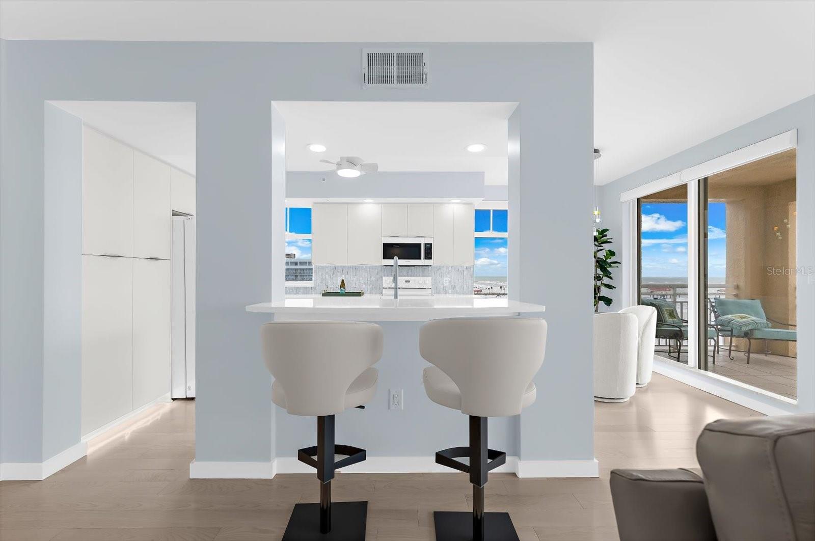 MANDALAY BEACH CLUB CONDO - Residential