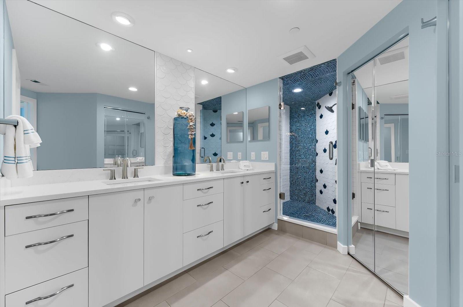 MANDALAY BEACH CLUB CONDO - Residential