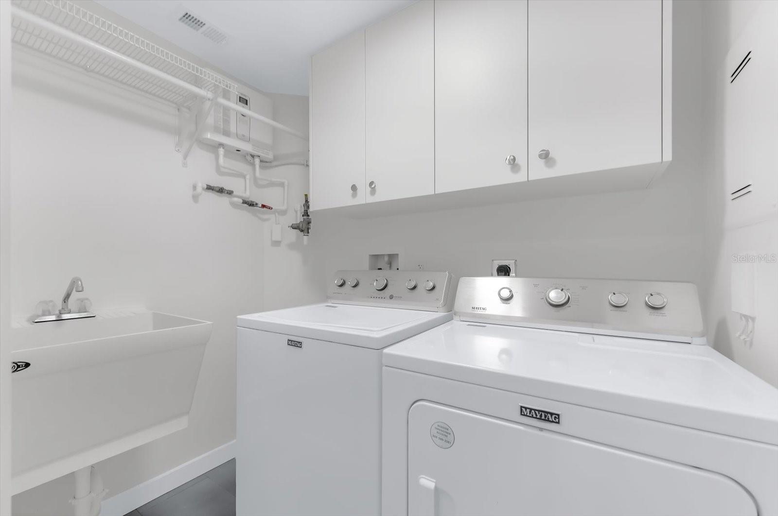 MANDALAY BEACH CLUB CONDO - Residential