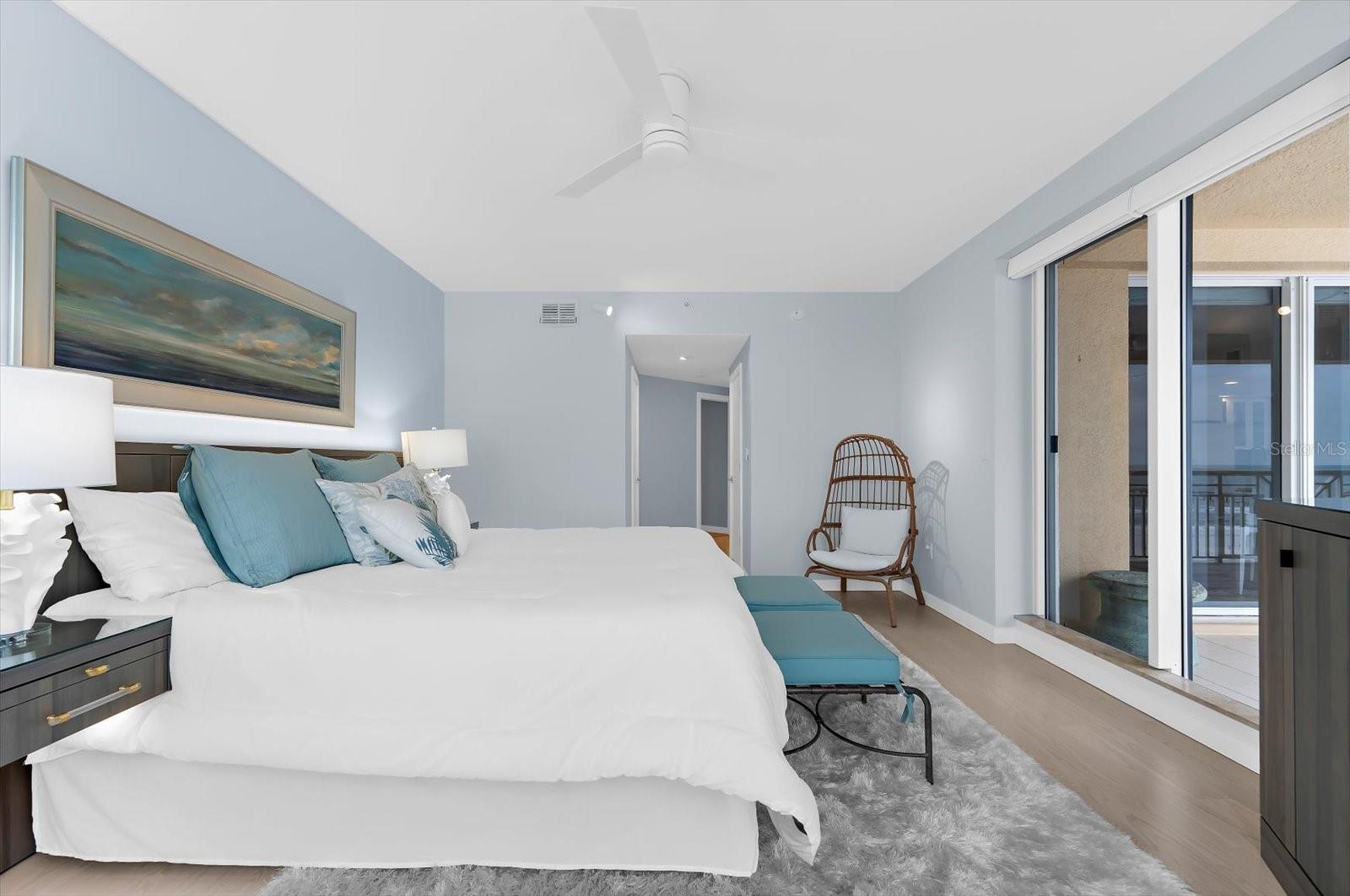 MANDALAY BEACH CLUB CONDO - Residential