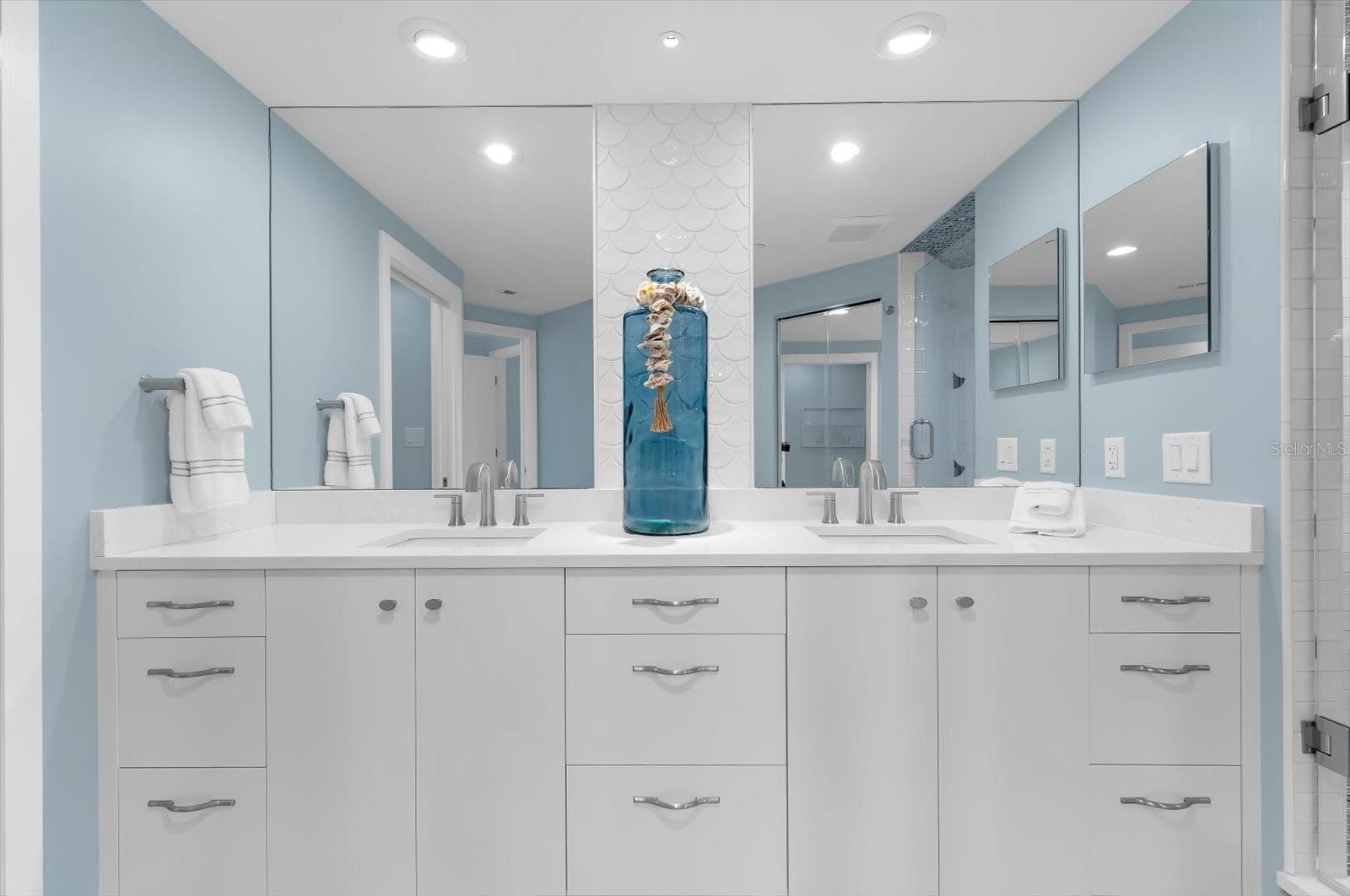 MANDALAY BEACH CLUB CONDO - Residential