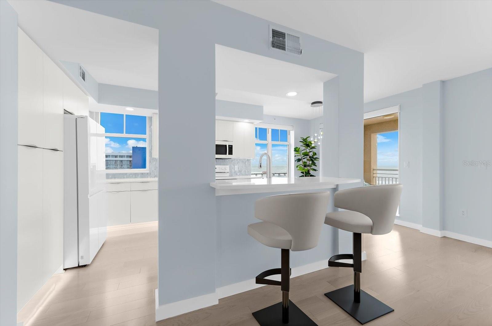 MANDALAY BEACH CLUB CONDO - Residential