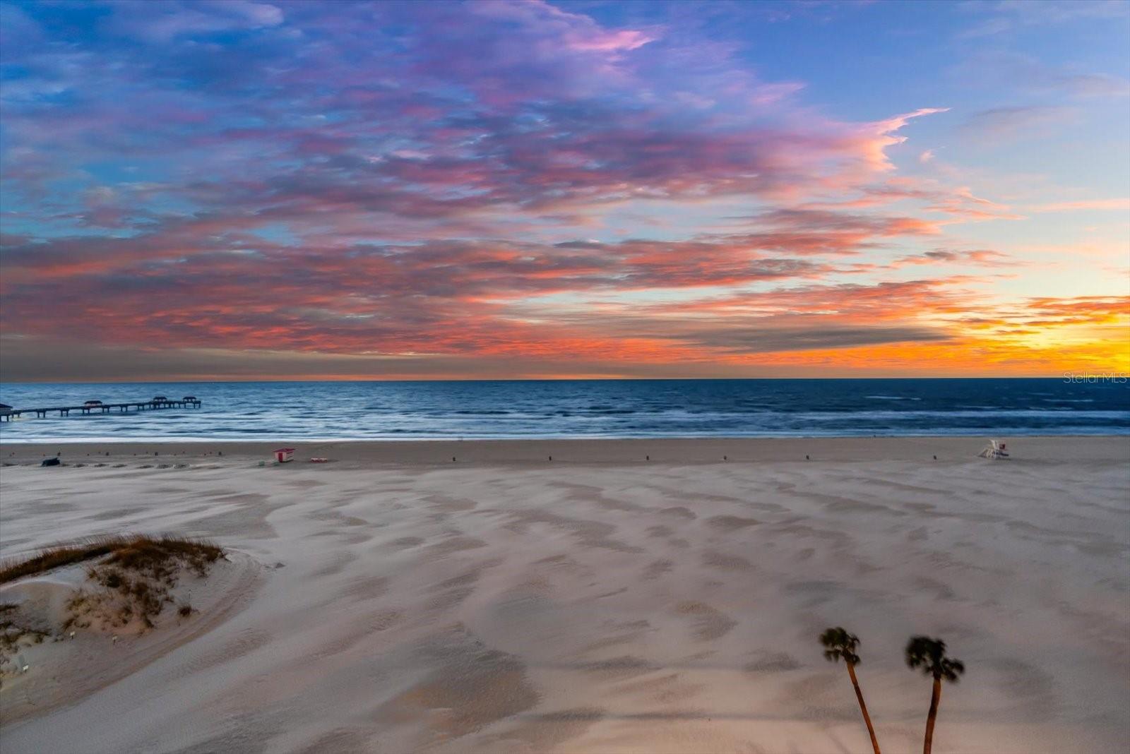 MANDALAY BEACH CLUB CONDO - Residential