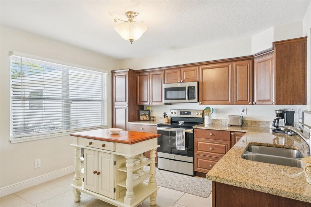 Photo of 5441 39th Avenue N, St Petersburg, FL 33709 (MLS # TB8434326)