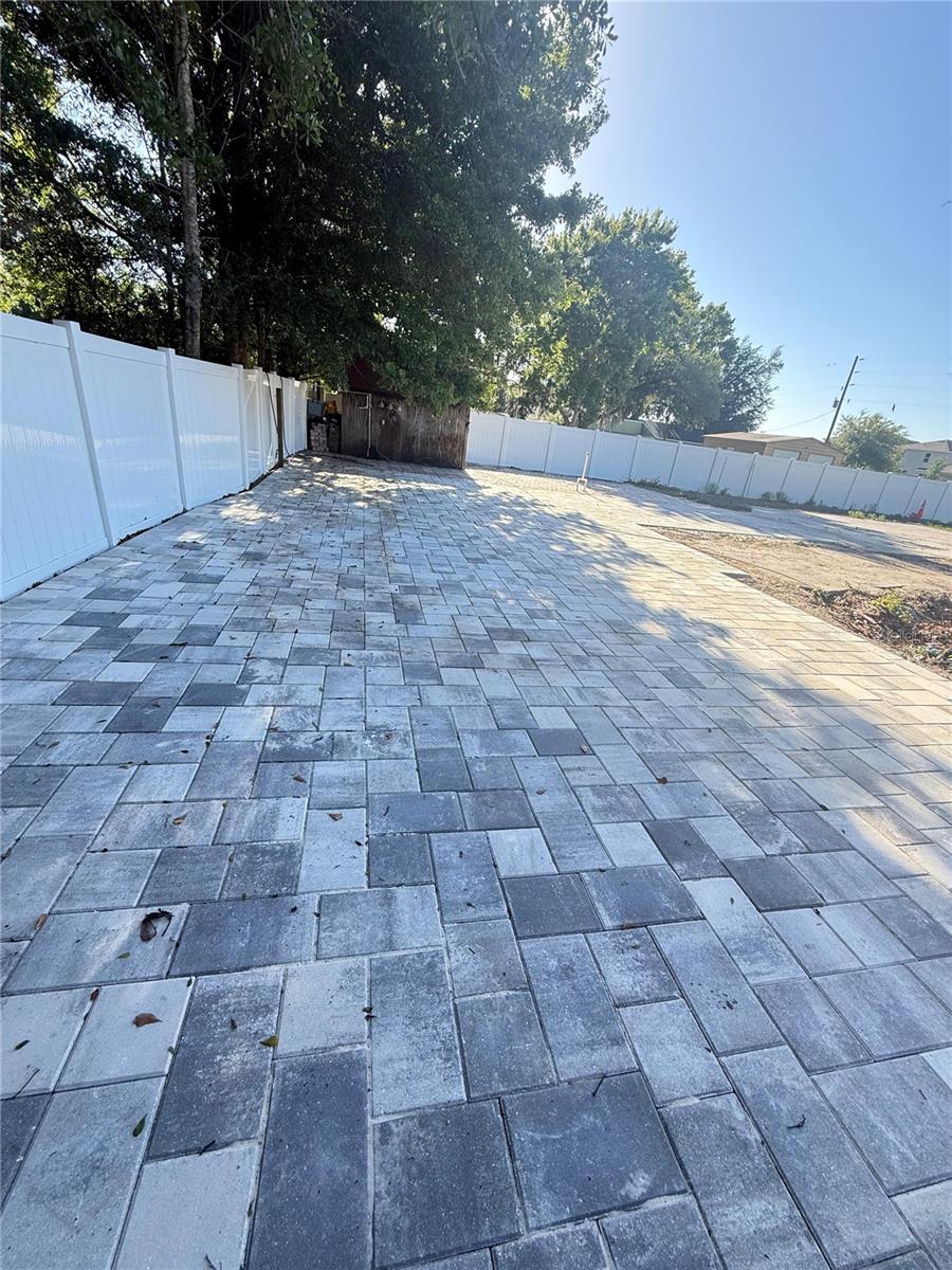 19651 CAUSEWAY BOULEVARD