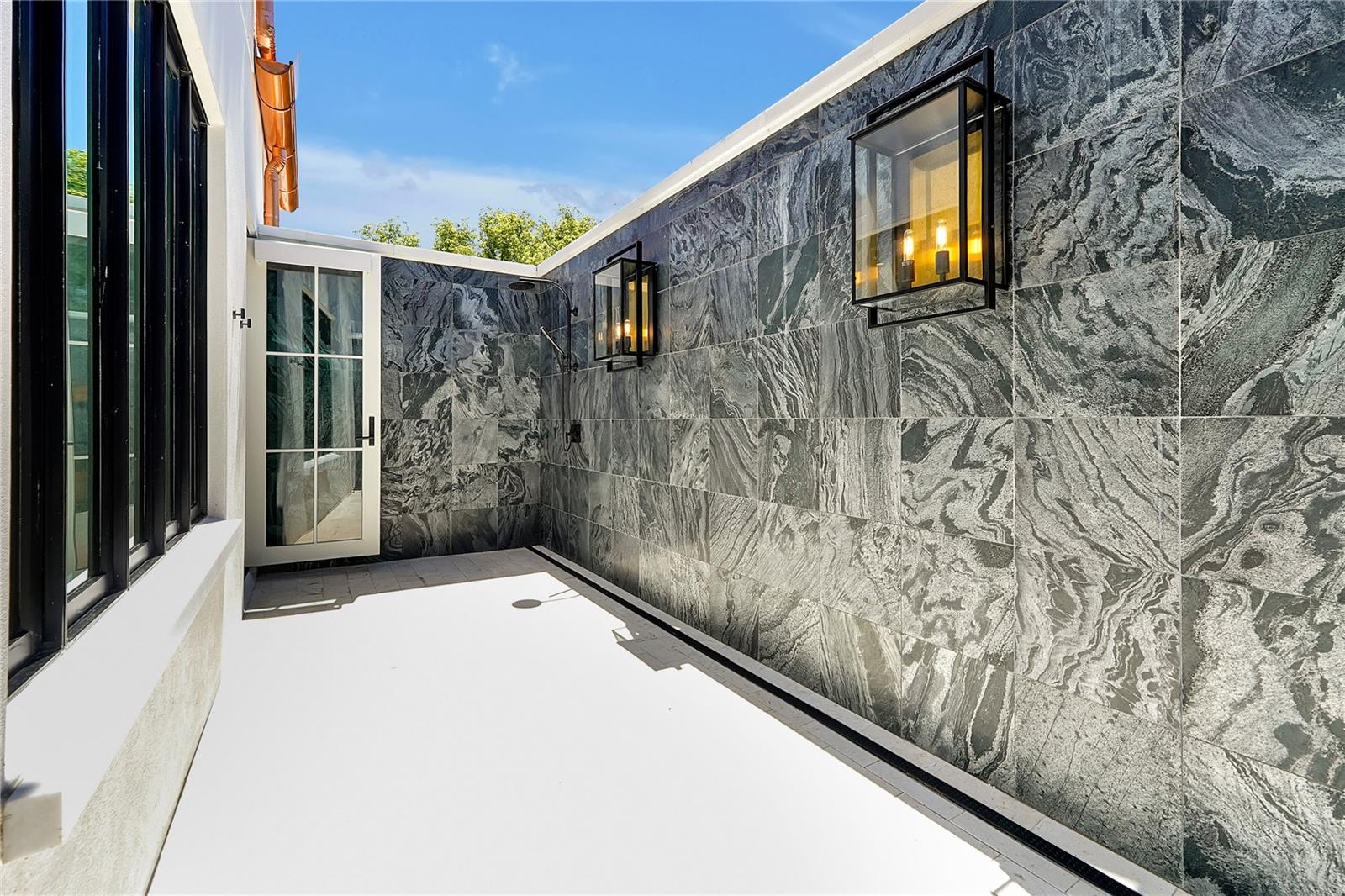 ISLEWORTH - Residential