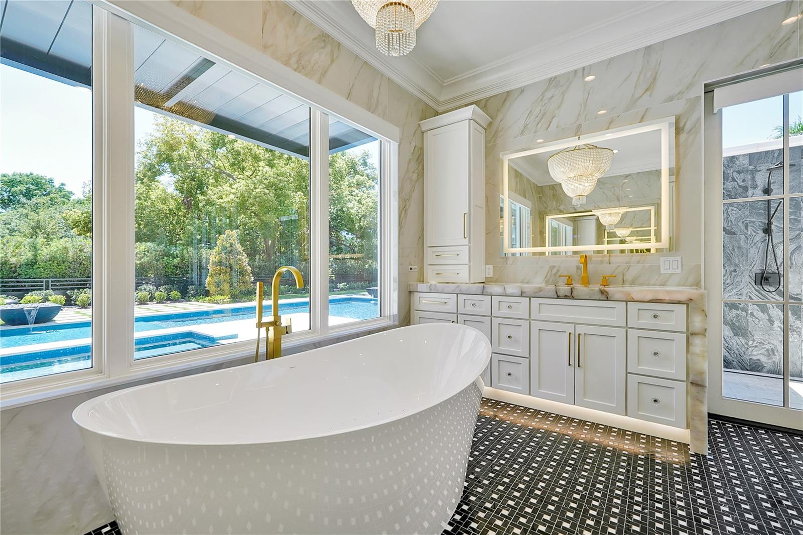 ISLEWORTH - Residential