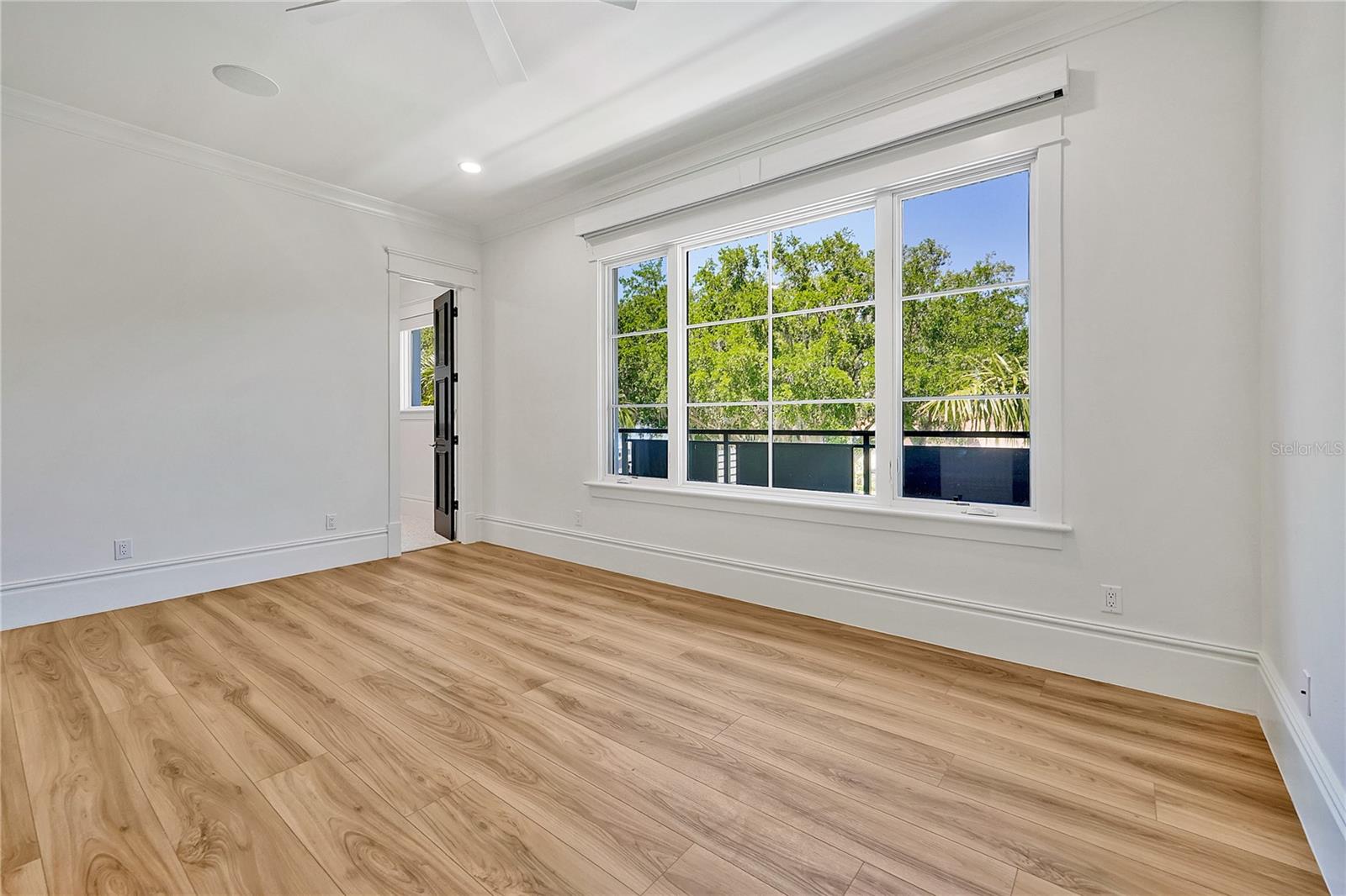 ISLEWORTH - Residential