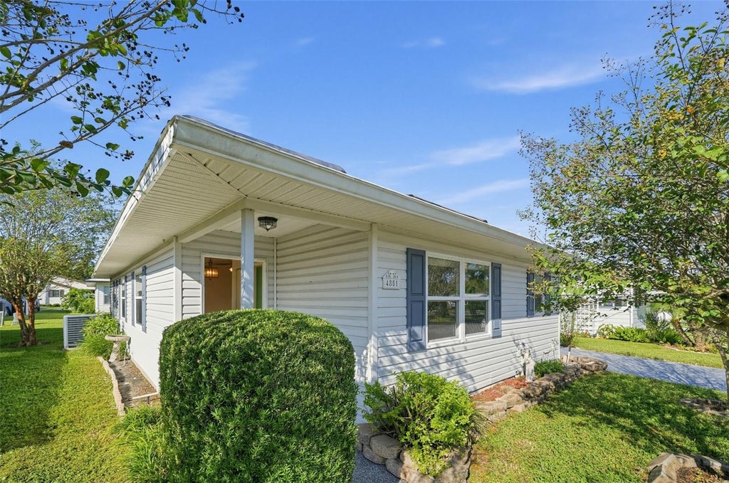 Photo of 4851 Colonnades Club Boulevard, Lakeland, FL 33811 (MLS # O6452463)