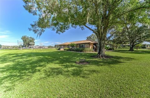 A home in PLANT CITY