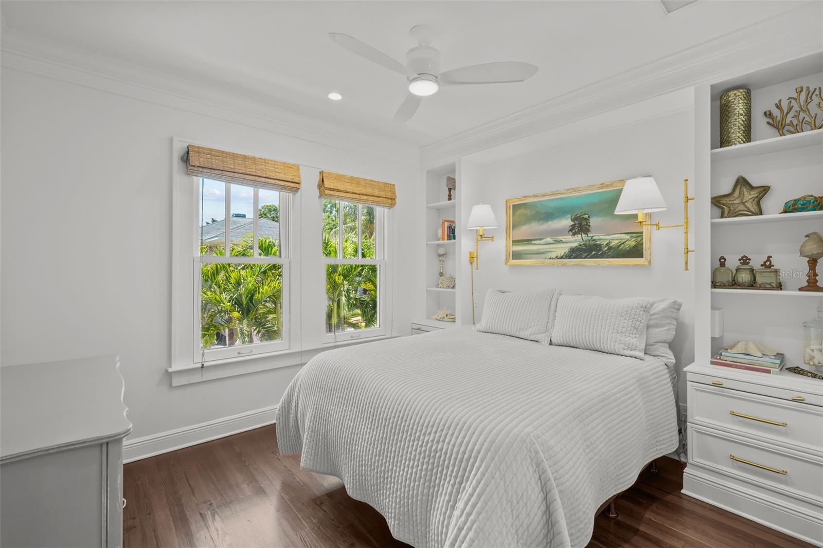 NEW SUBURB BEAUTIFUL - Residential