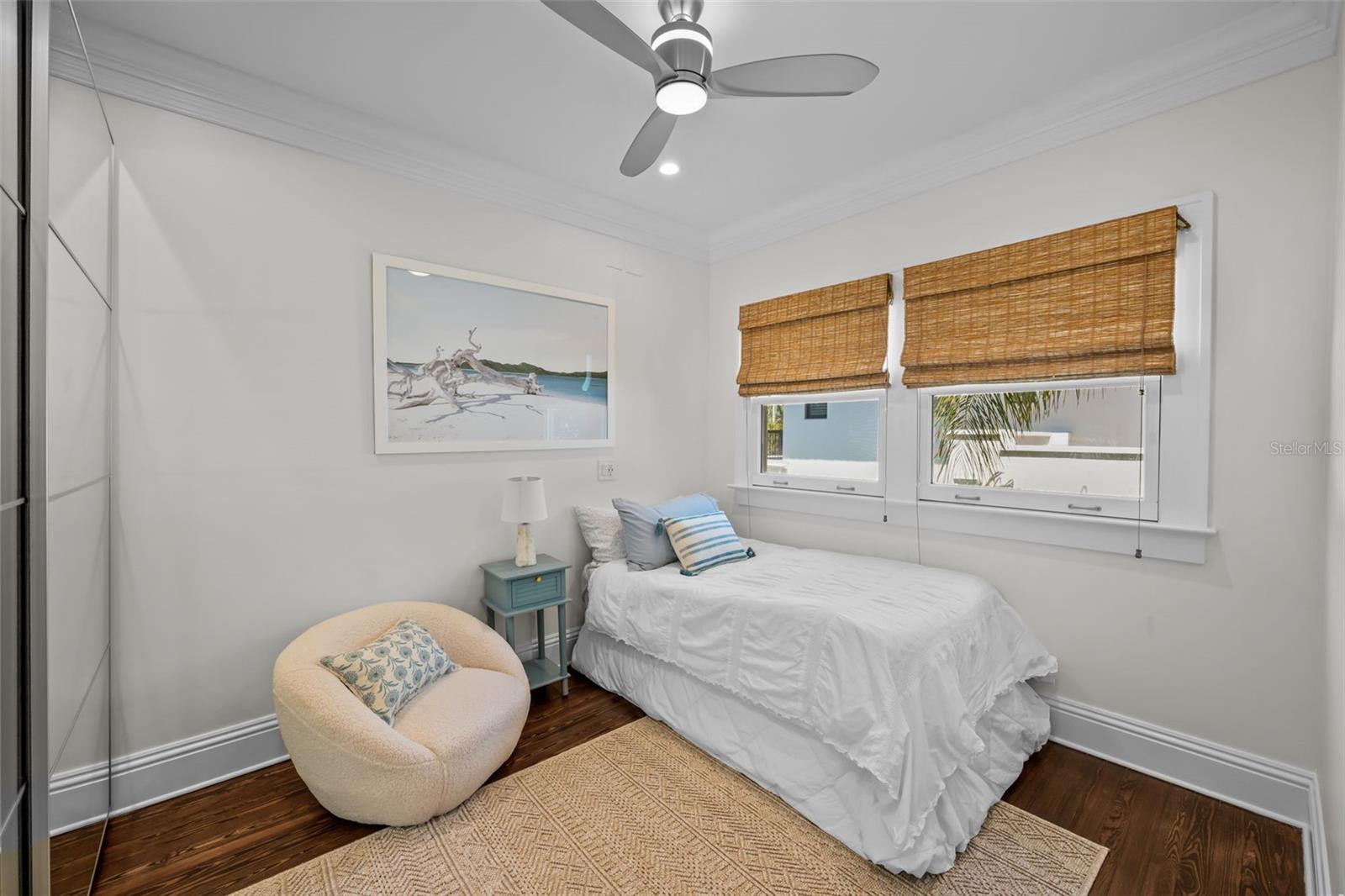 NEW SUBURB BEAUTIFUL - Residential