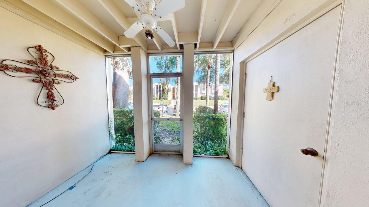 ROYAL ARMS CONDO - Residential