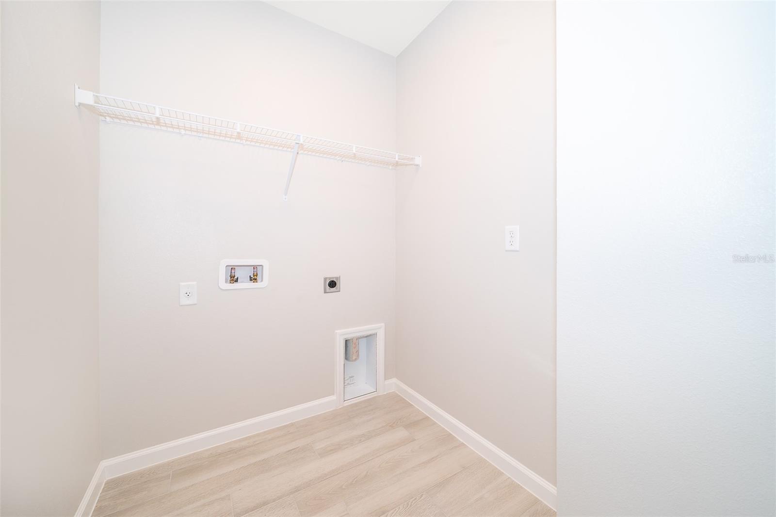 TYSON RANCH TWNHMS - Residential Lease