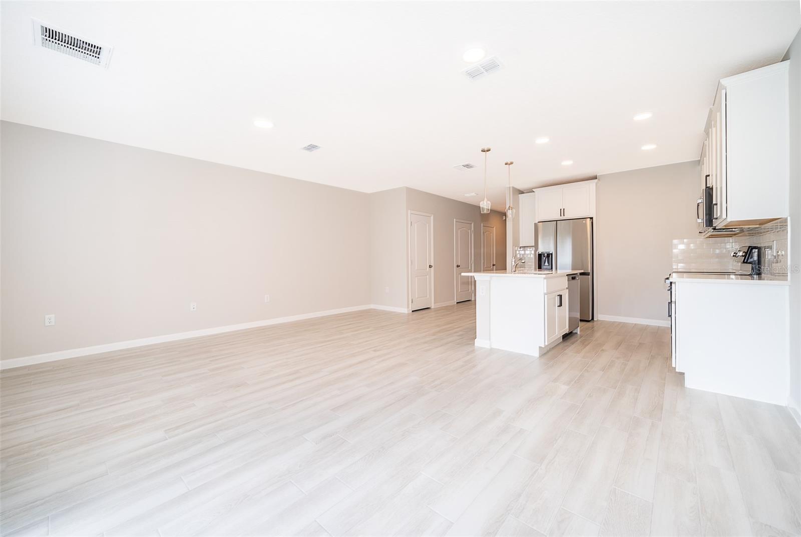 TYSON RANCH TWNHMS - Residential Lease