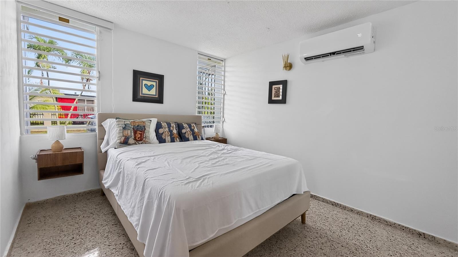 BRISAS DEL MAR - Residential