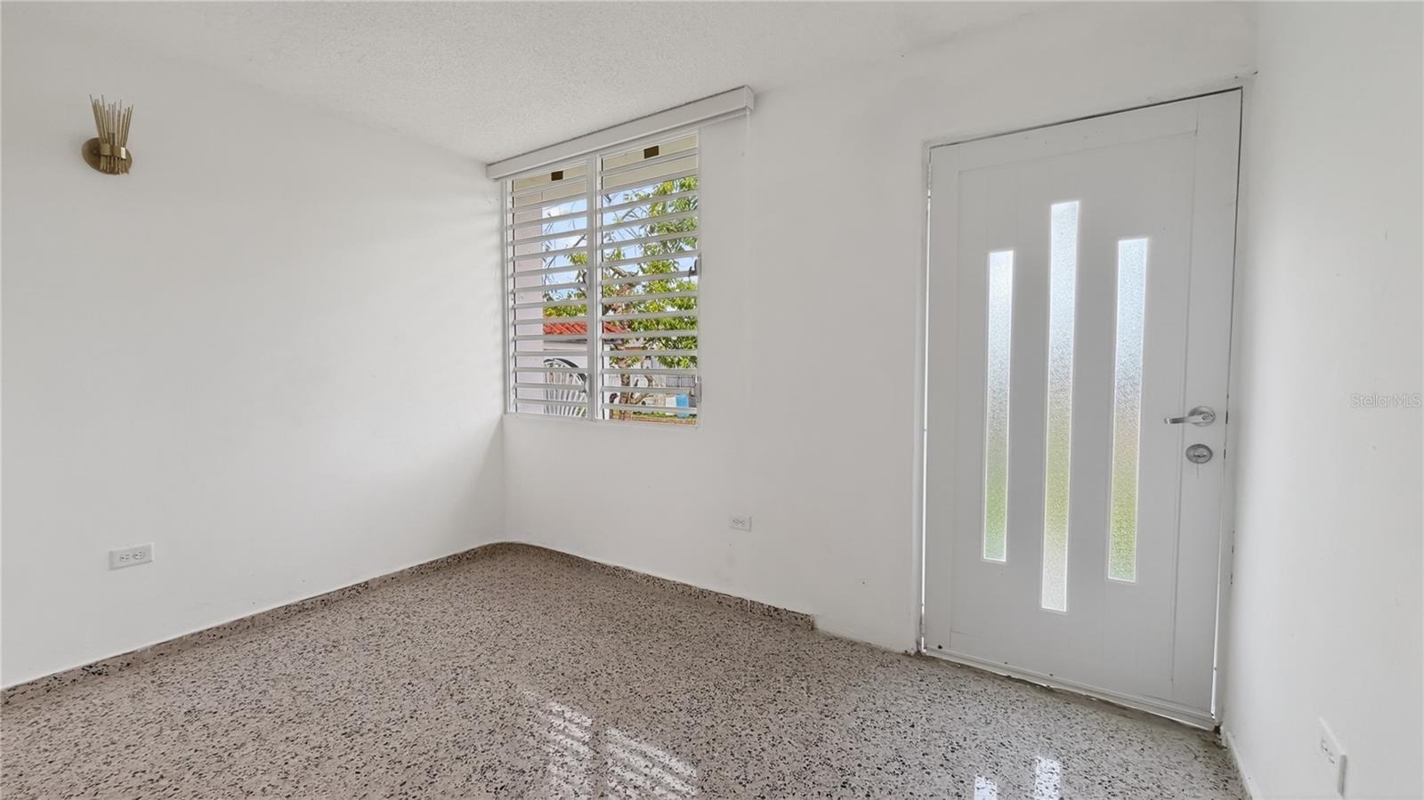 BRISAS DEL MAR - Residential