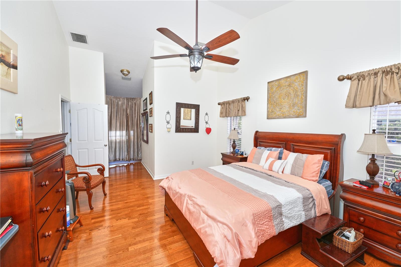 LAKE OLYMPIA CLUB - Residential