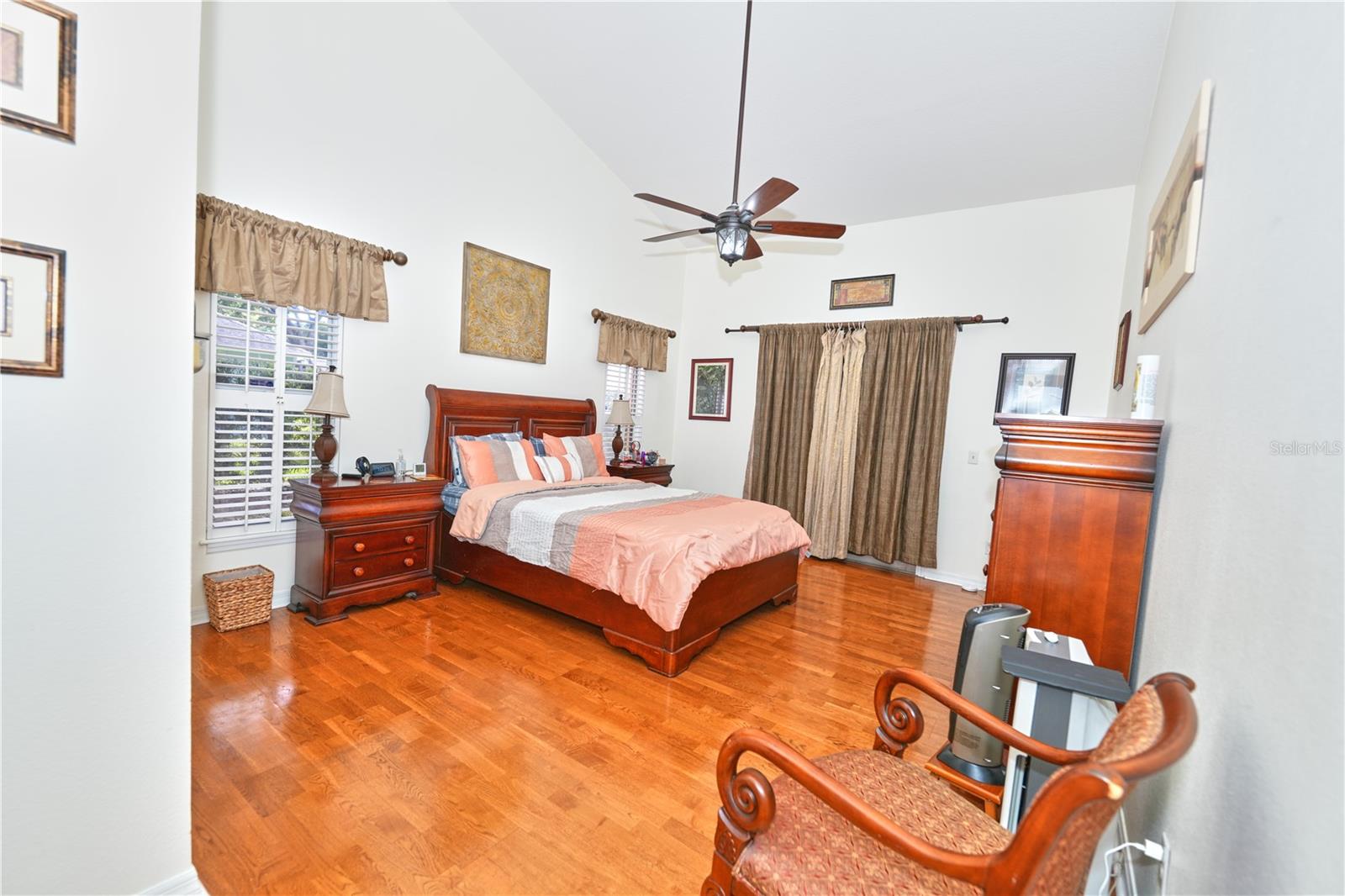 LAKE OLYMPIA CLUB - Residential