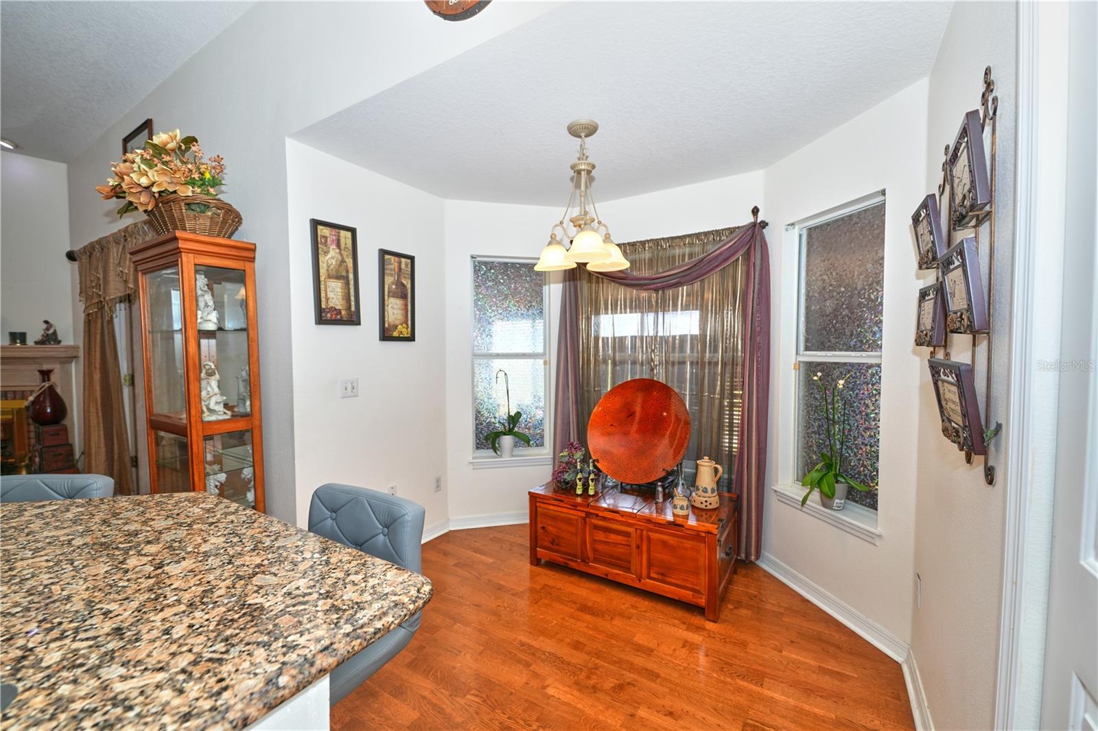 LAKE OLYMPIA CLUB - Residential