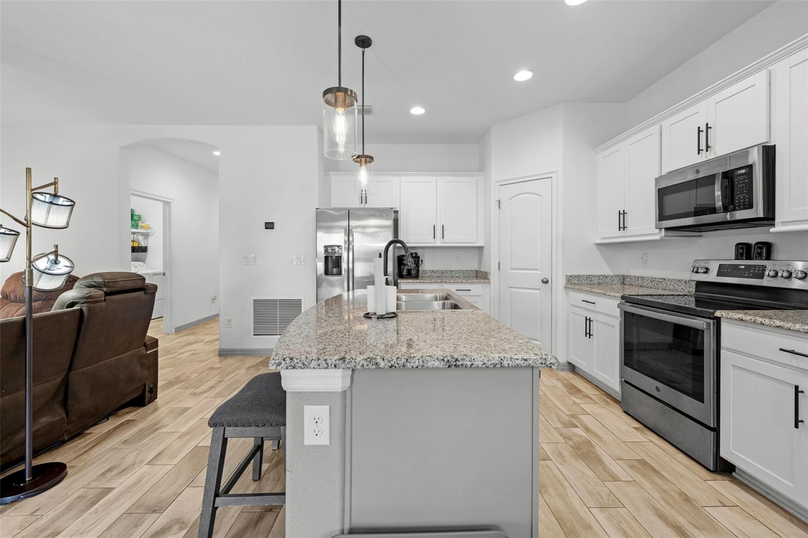 VILLAGES AT AVALON 3B-3 - Residential