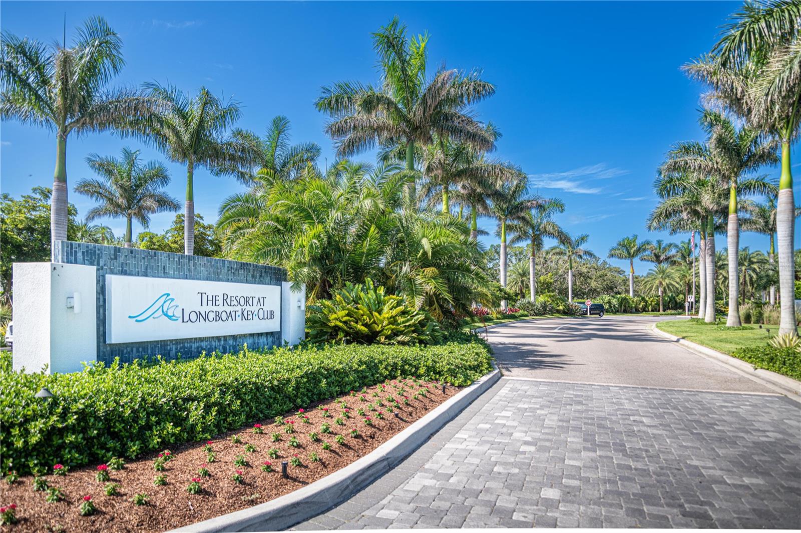 SANDS POINT - Residential