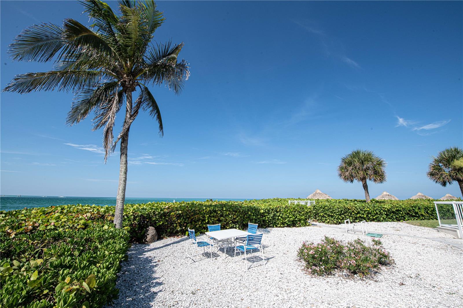 SANDS POINT - Residential