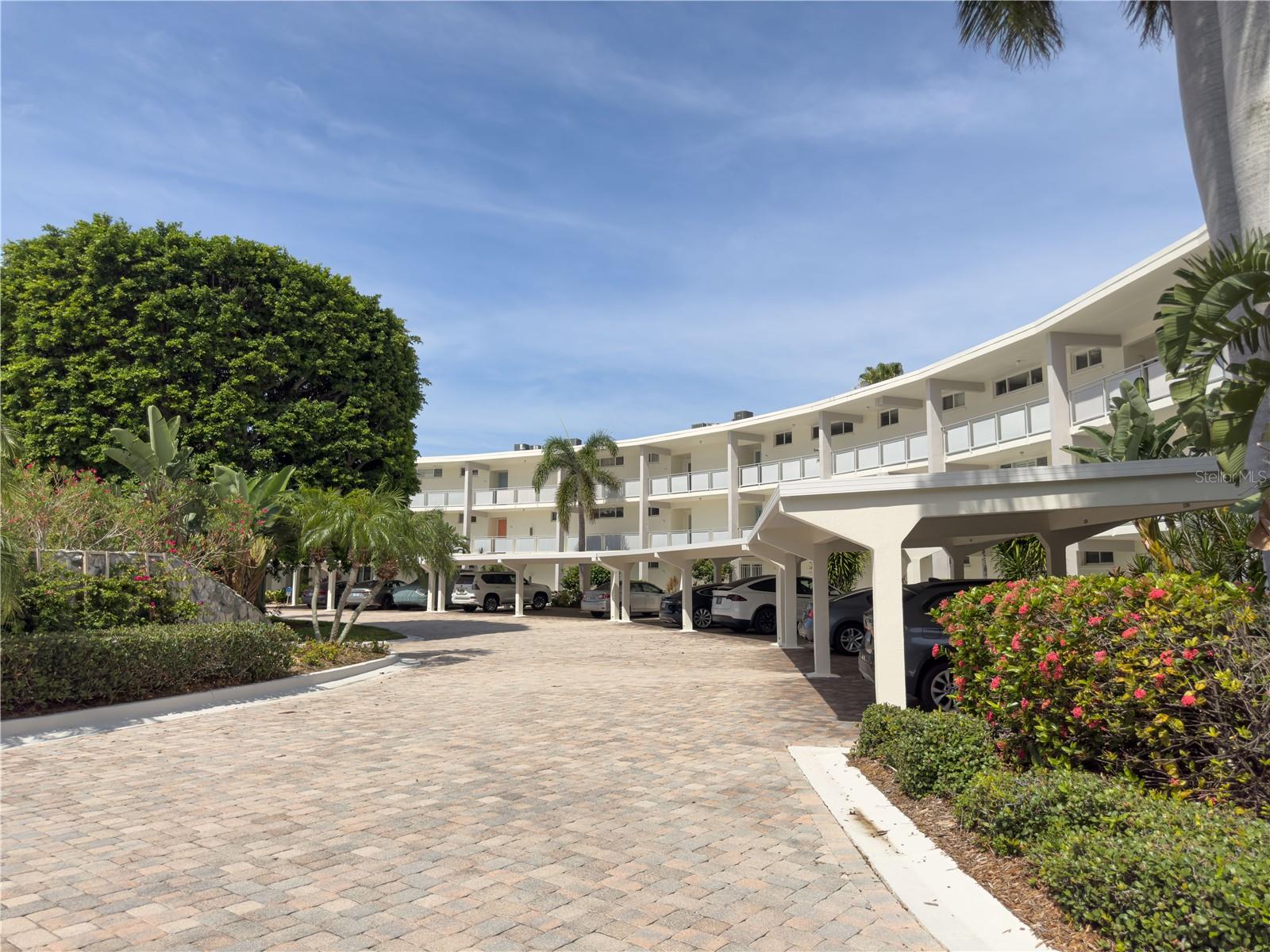 SANDS POINT - Residential