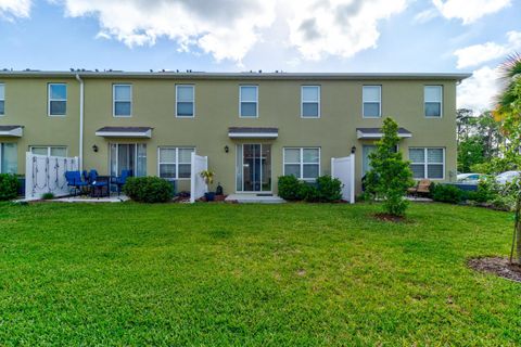 A home in PORT ORANGE