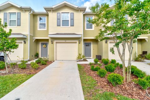 A home in PORT ORANGE