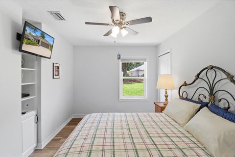 Tiny photo for 1912 N Havershall Point, Crystal River, FL 34429 (MLS # TB8510602)
