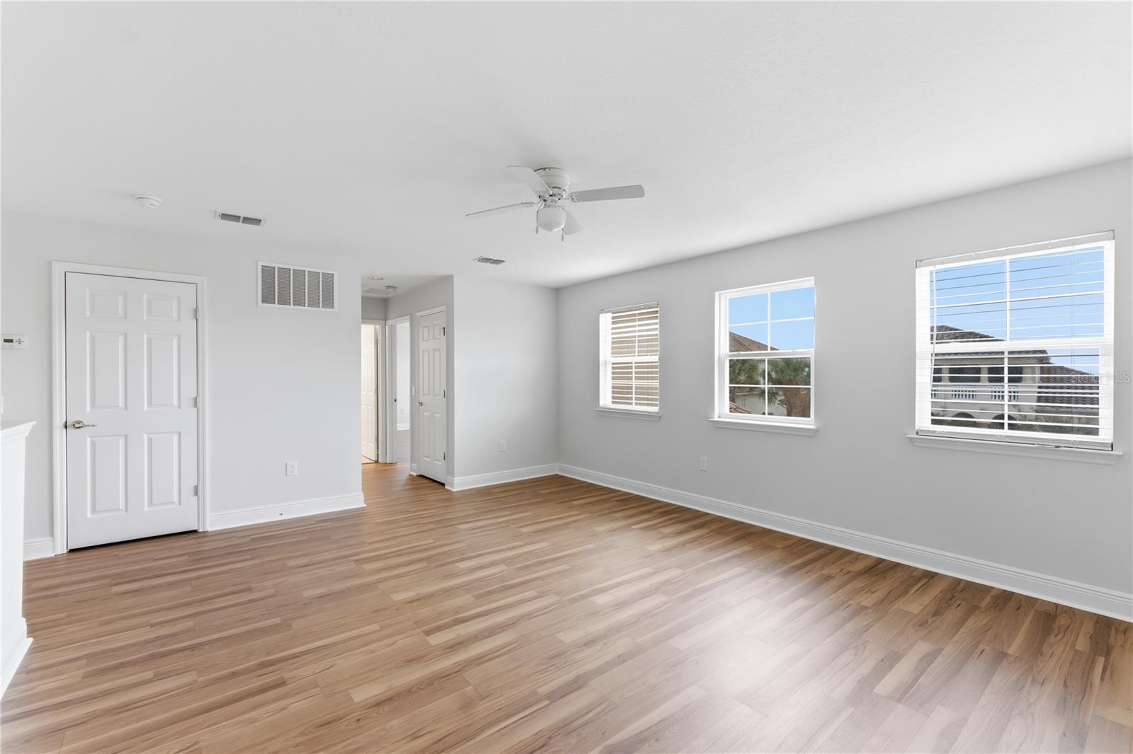 BELLALAGO - Residential