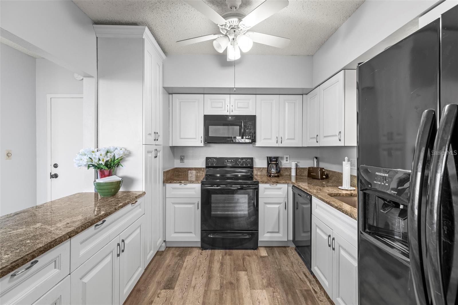 HARBOR OAKS PLACE CONDO - Residential Lease